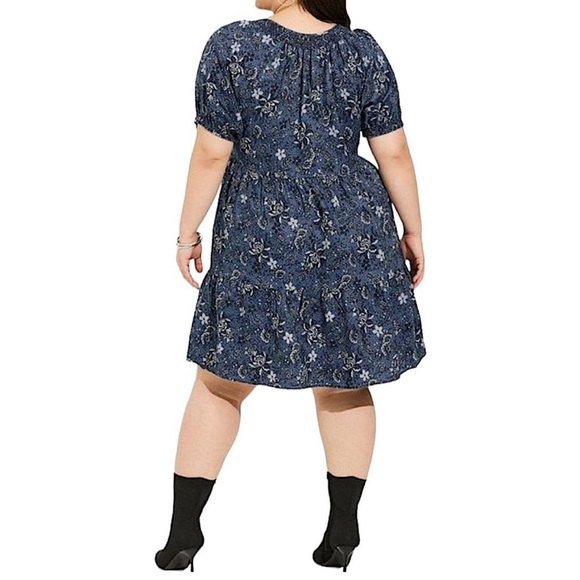 TORRID Mini Chambray Puff Sleeve Smocked Dress size 4 / 4X 26 dark romantic - Picture 3 of 6